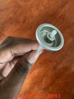 লিক-প্রুফ 4-হোল স্নো এয়ারোসল স্প্রে ভালভ এবং অ্যাকুয়েটর আলংকারিক স্প্রে জন্য ভারী দায়িত্ব শীতকালীন প্রভাব নল